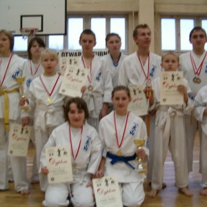 IV Mikołajkowy Turniej Karate -Łask 2004