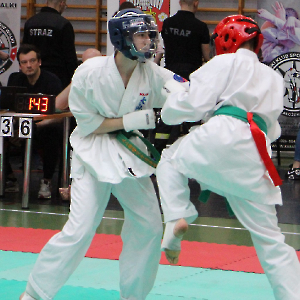 Otwarte Mistrzostwa Makroregionu Centralnego OYAMA PFK i PF Kyokushin Karate w Kumite (9)