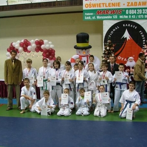 VII Mikołajkowy Turniej Oyama Karate –Łask 2007  (1)